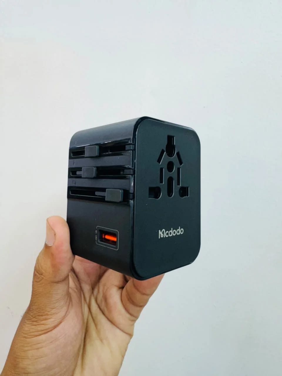 Mcdodo Golbe Power 25W Universal Travel Adapter with Dual Type-C & Single USB port with Cable