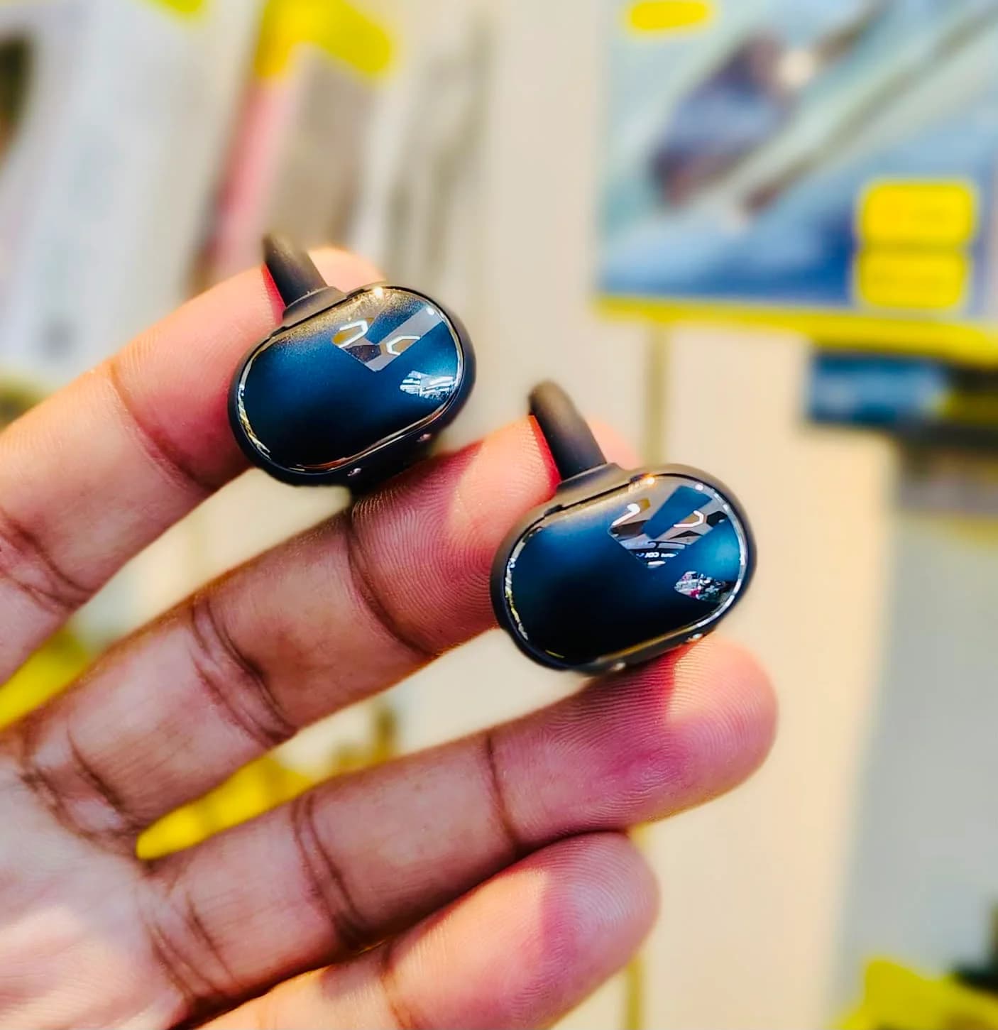 Soundpeats Clip 1 Open-Ear Clip-On Earphone - view 3